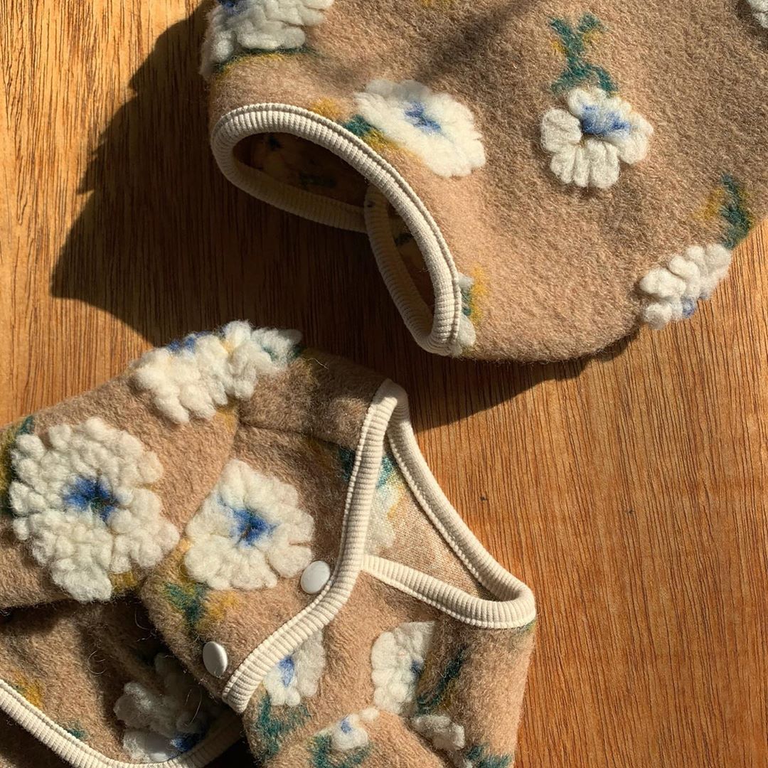 Warm Lamb Woolen Flower Vest Jacket